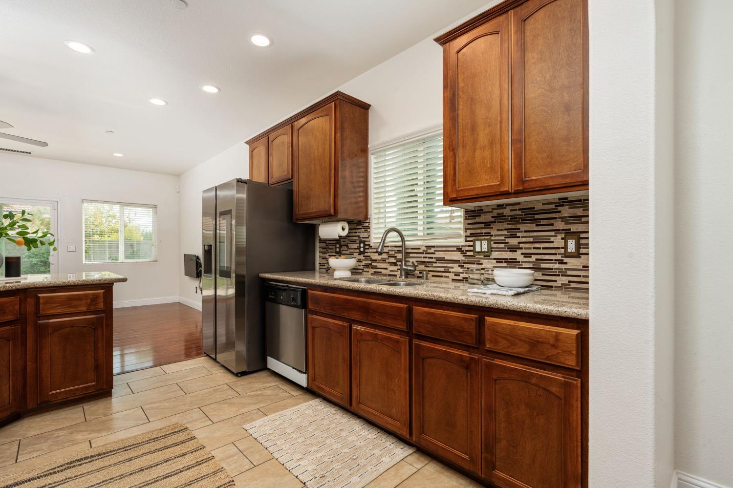 4670 N Constance Ave, Fresno, CA 93722