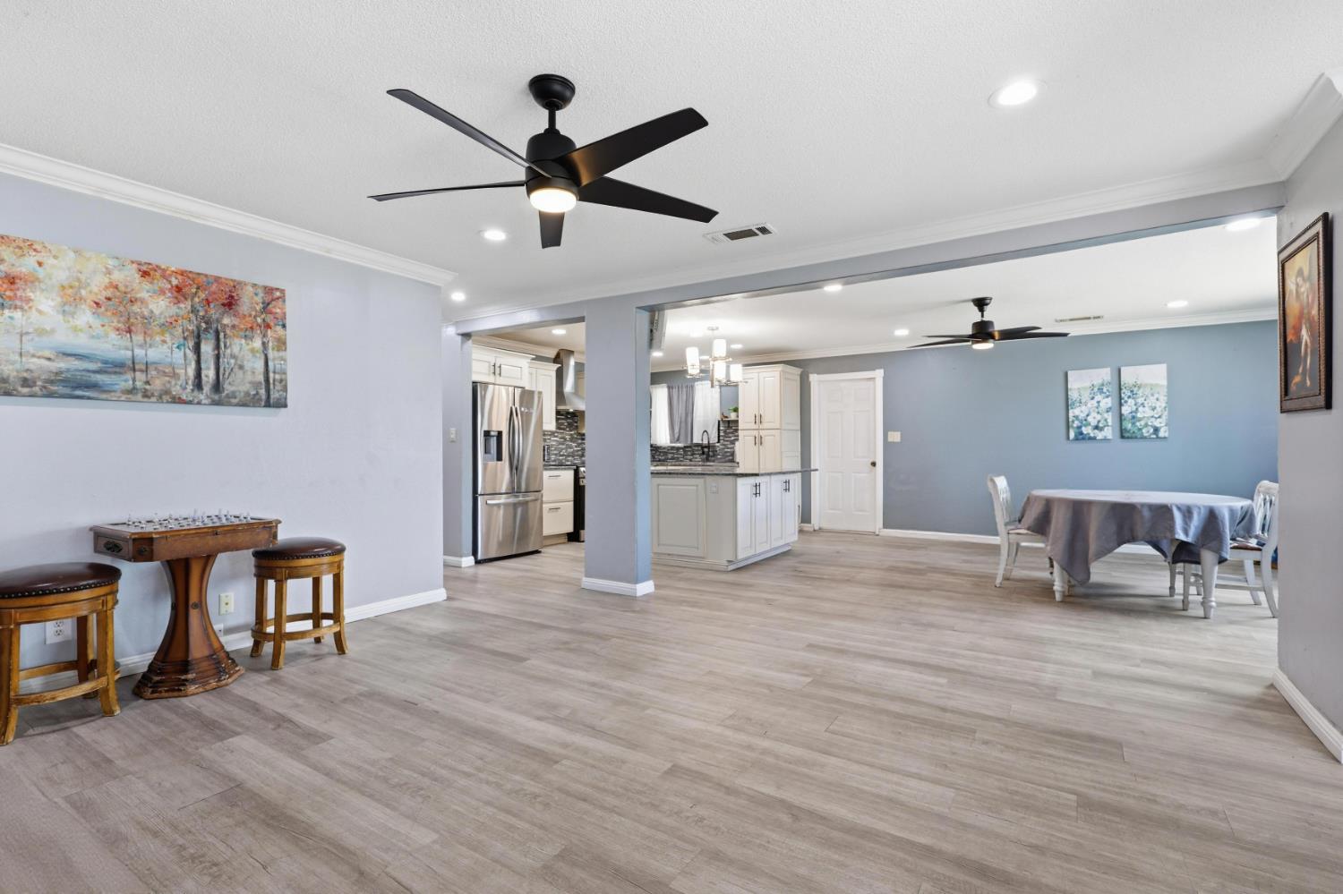 4867 E Leisure Ave, Fresno, CA 93727