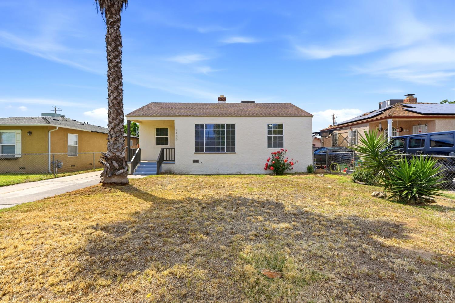 2486 S 10Th St, Fresno, CA 93725