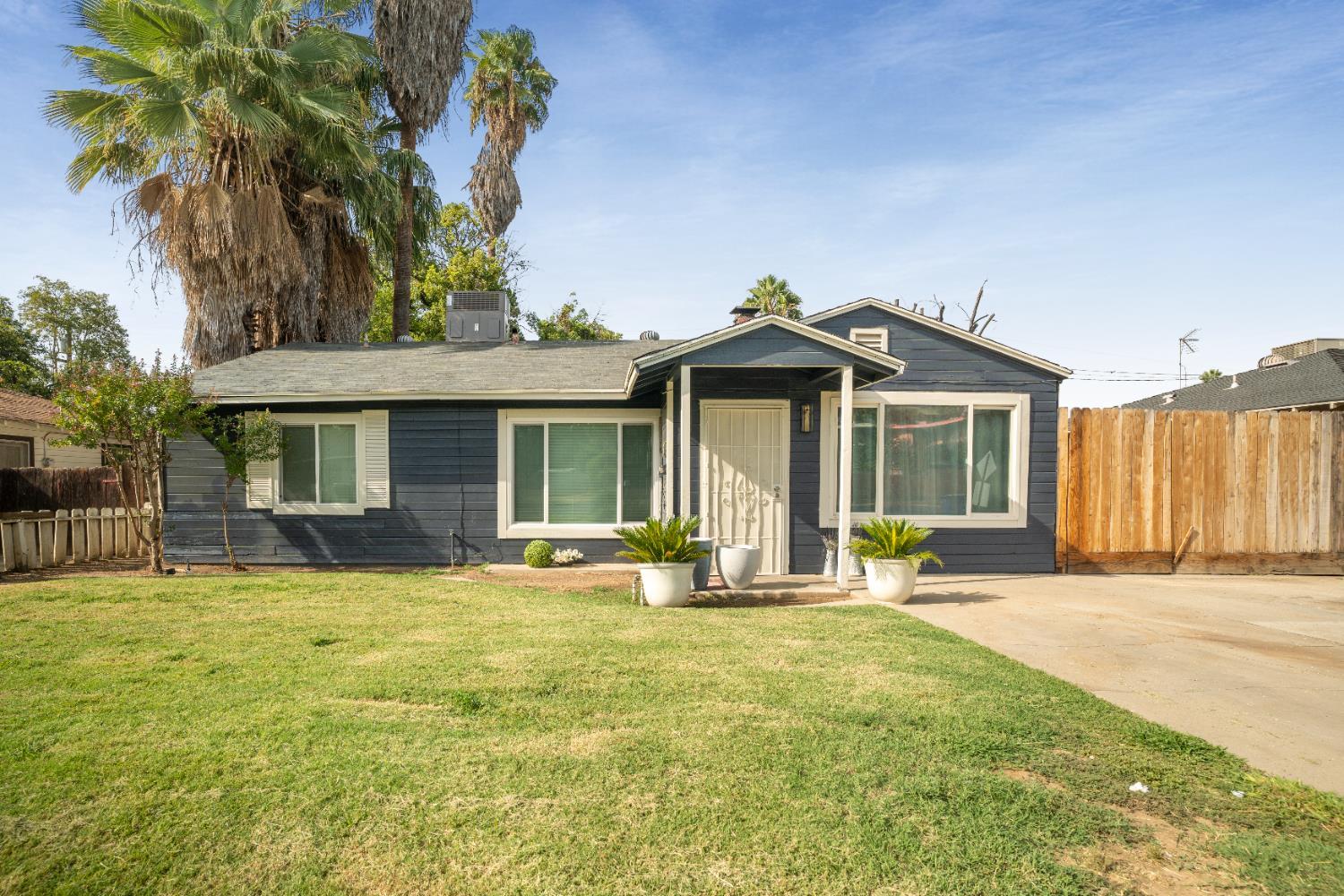 1403 E Griffith Way, Fresno, CA 93704