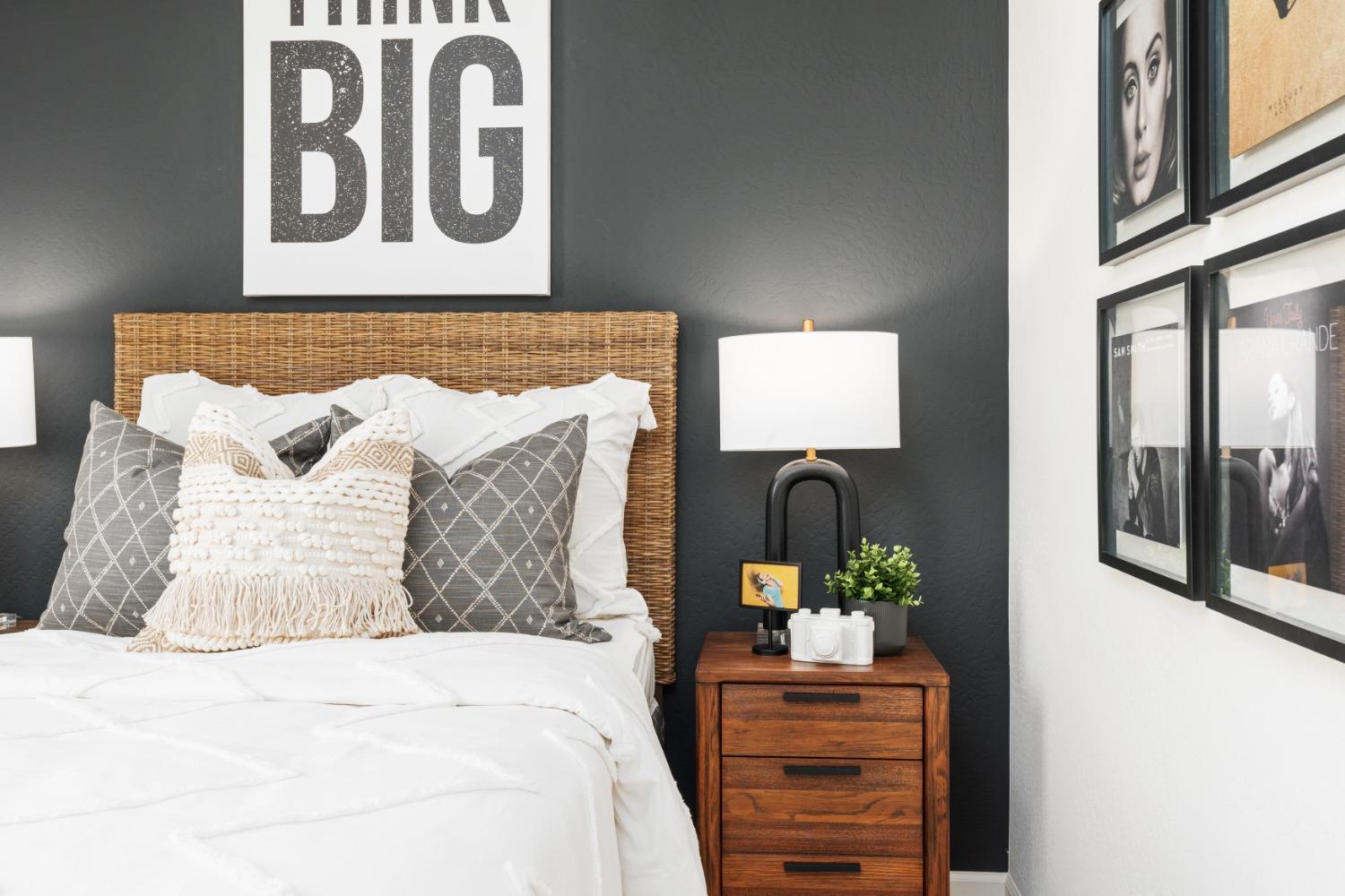 6776 E Carmen Ave, Fresno, CA 93727