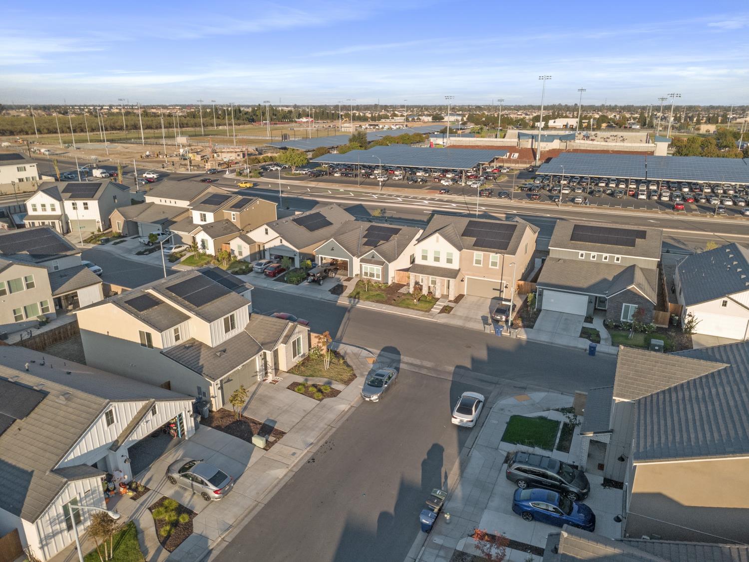 7020 W Holland Ave, Fresno, CA 93723