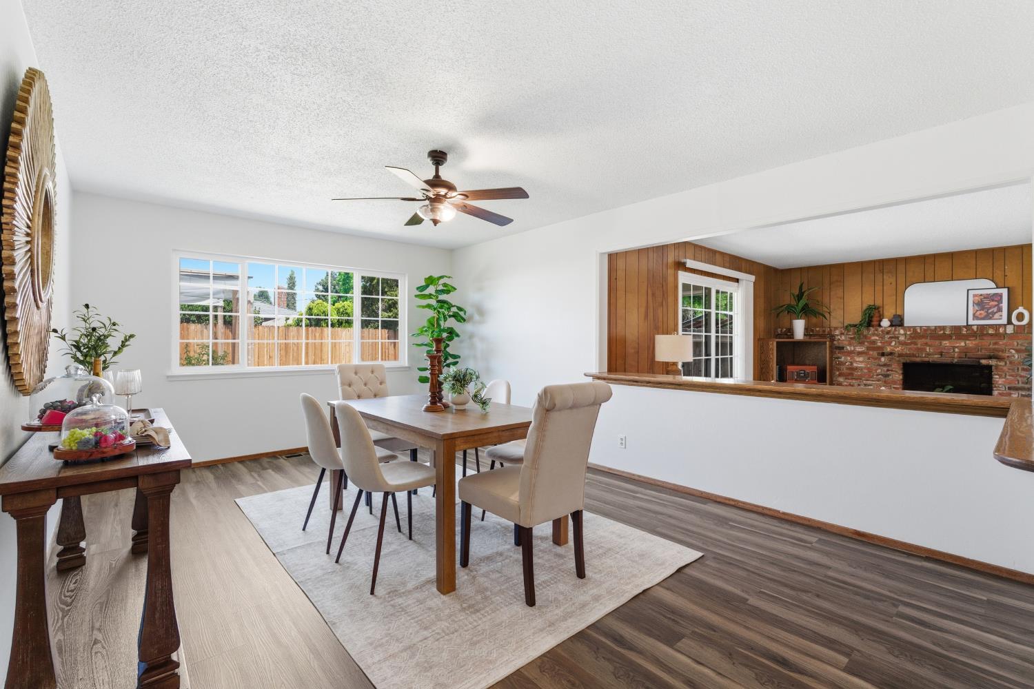 772 E Sample Ave, Fresno, CA 93710