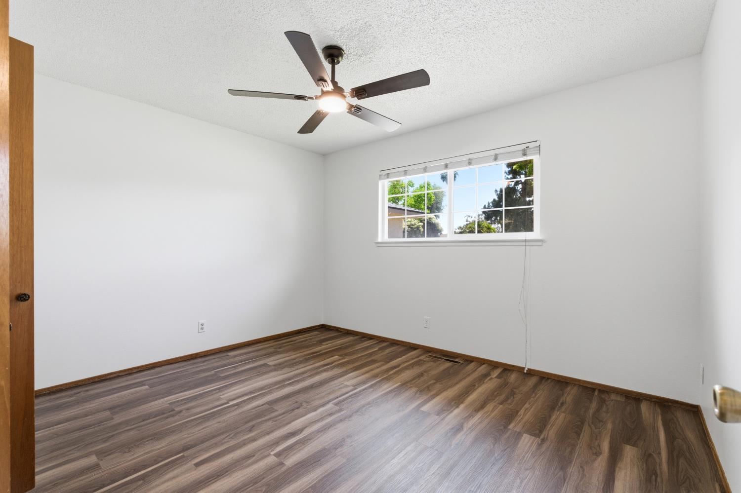 772 E Sample Ave, Fresno, CA 93710