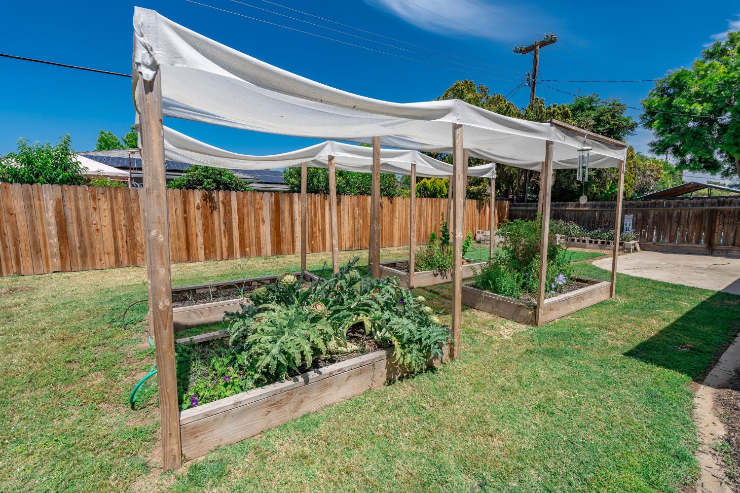 772 E Sample Ave, Fresno, CA 93710