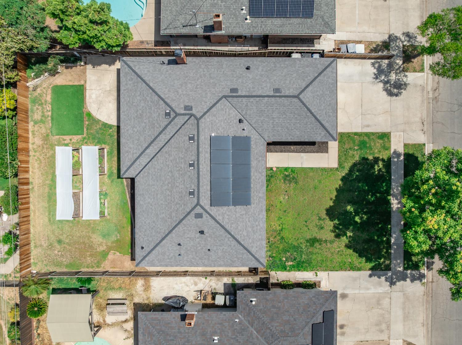 772 E Sample Ave, Fresno, CA 93710