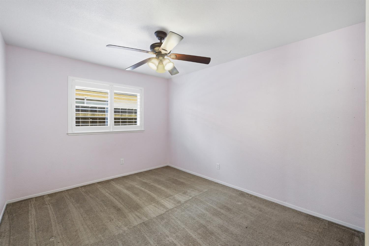 5215 W Fremont Ave, Fresno, CA 93722