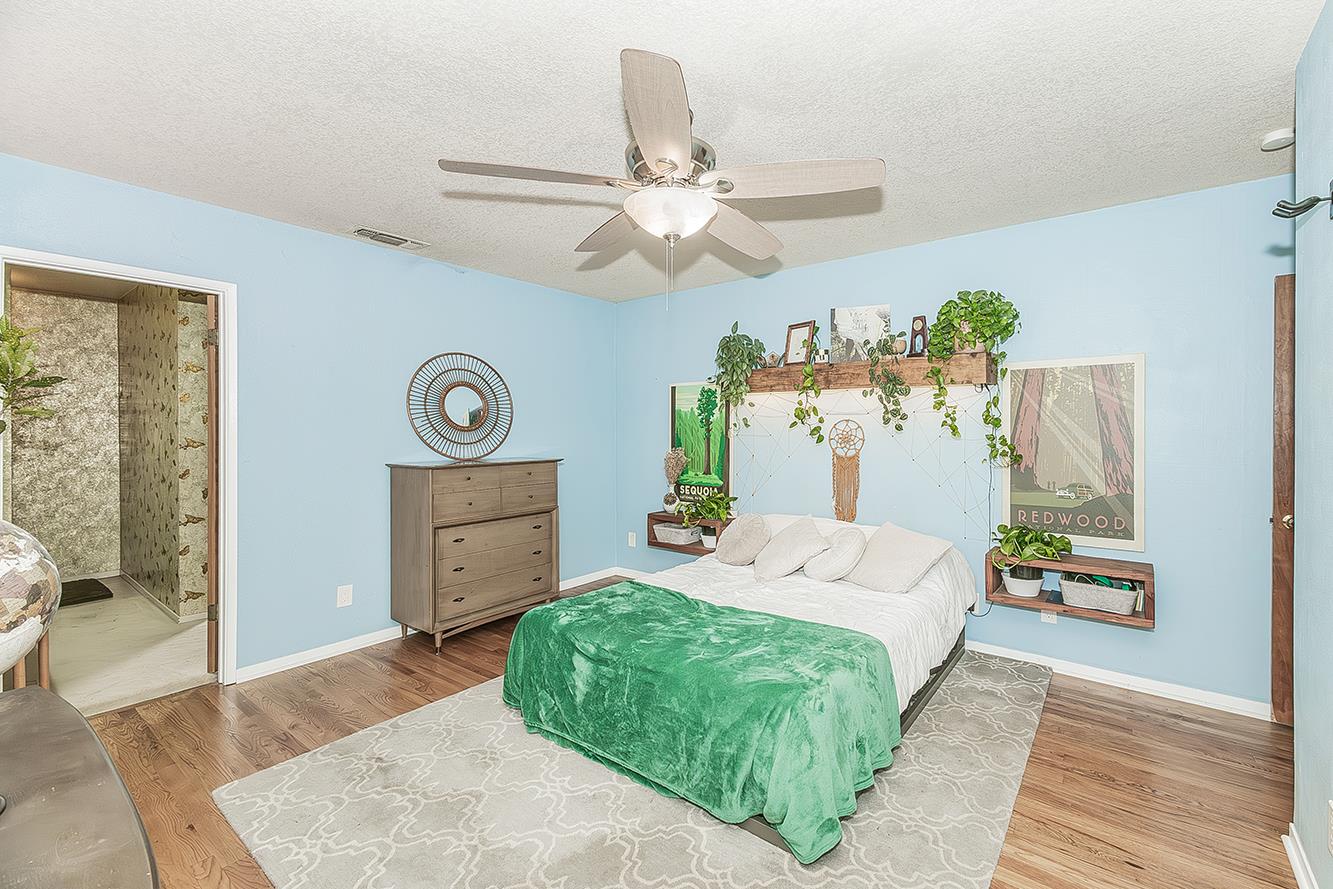 2836 N Arthur Ave, Fresno, CA 93705