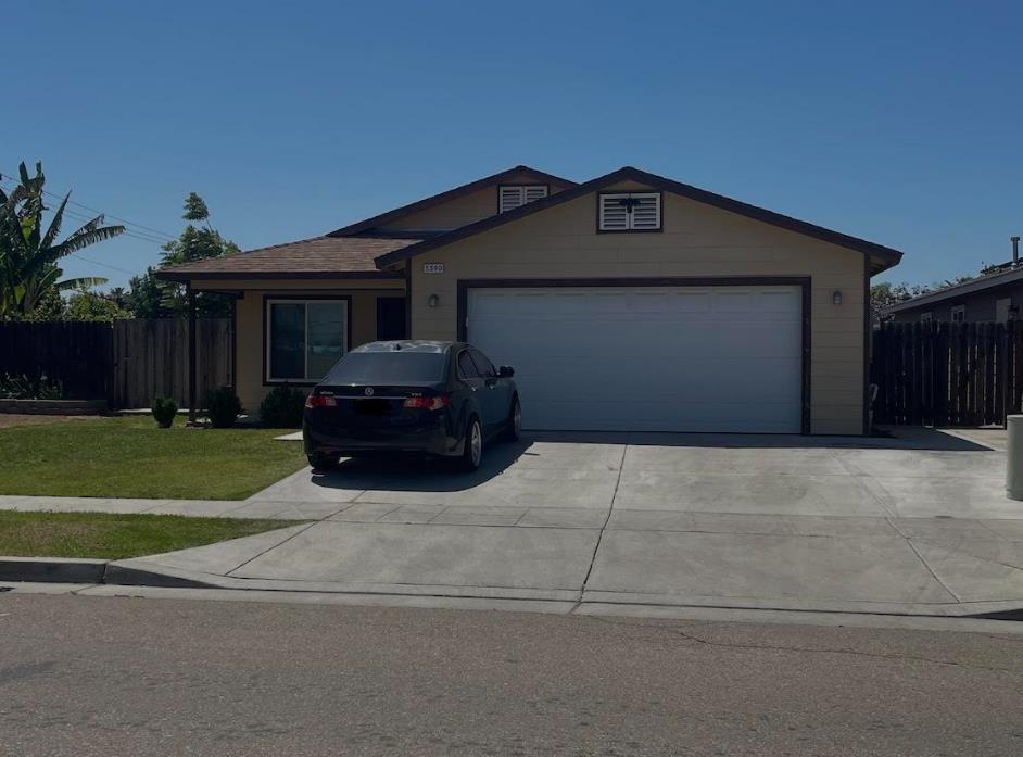 2390 S Laval Ave, Fresno, CA 93725