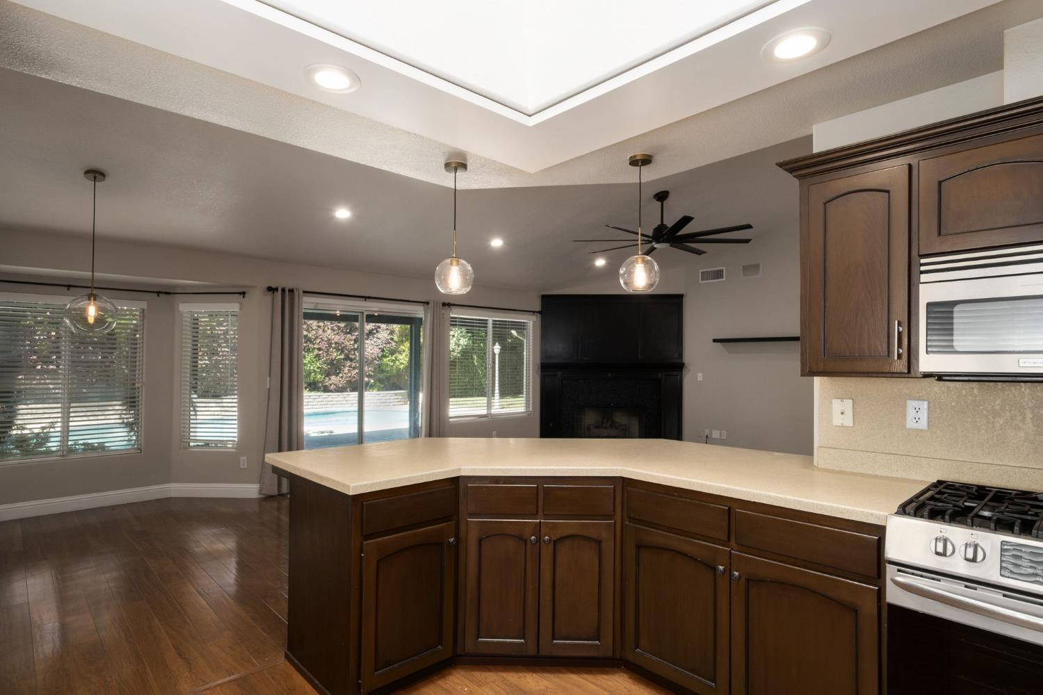 1678 E Trenton Ave, Fresno, CA 93720