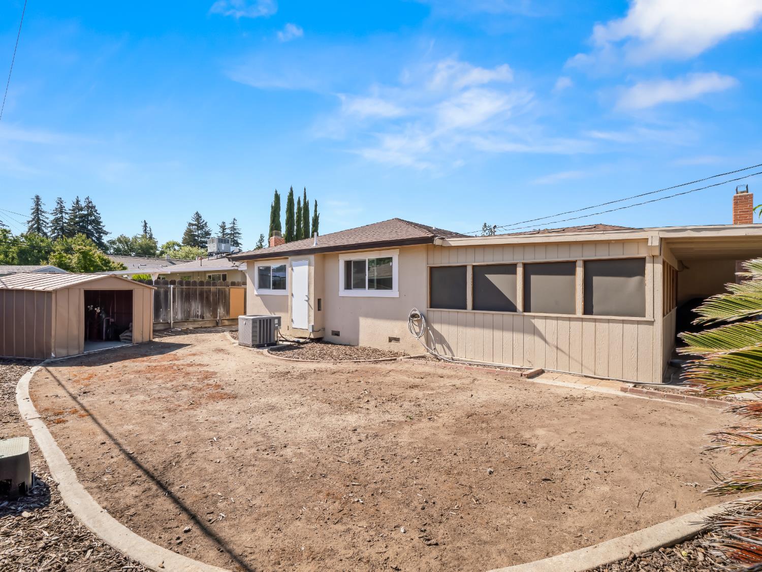 4714 E Santa Ana Ave, Fresno, CA 93726