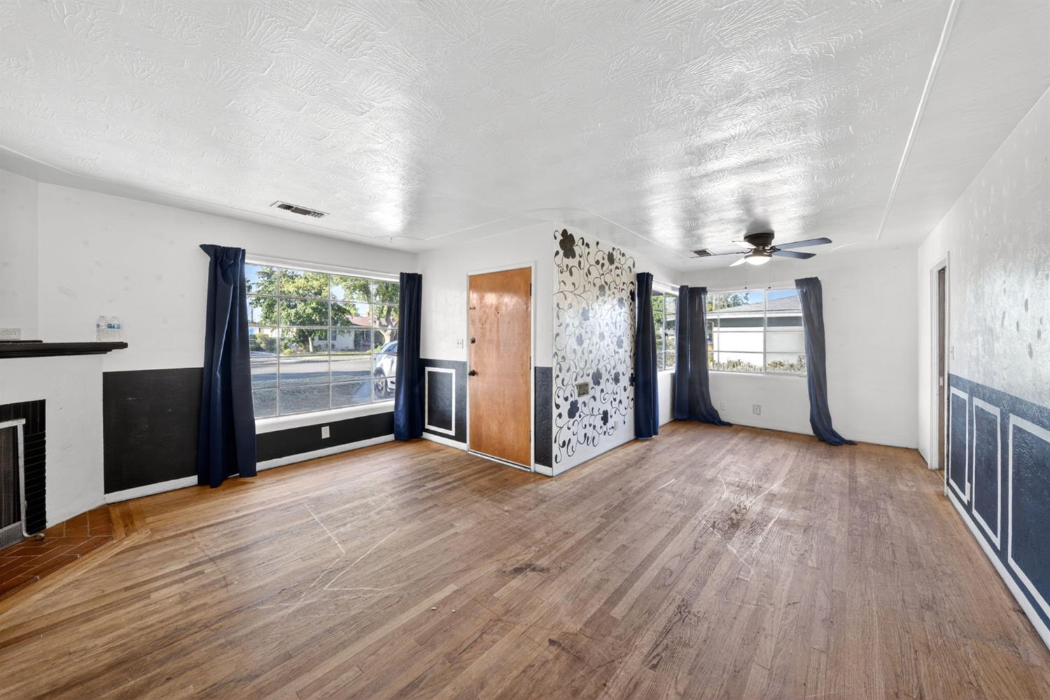 1025 W Fedora Ave, Fresno, CA 93705