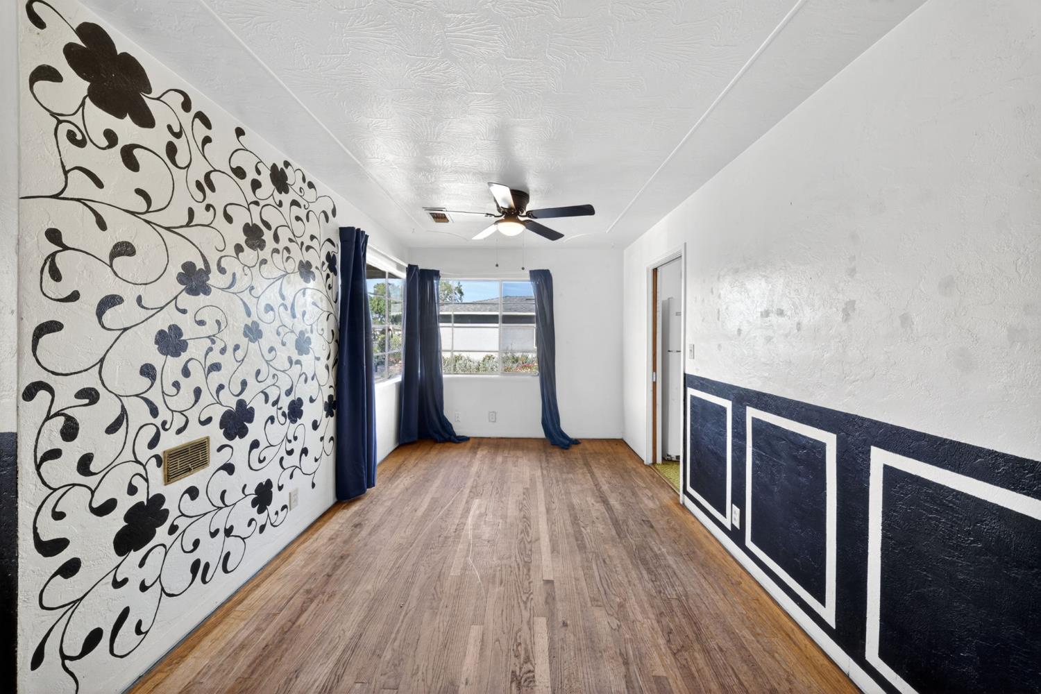 1025 W Fedora Ave, Fresno, CA 93705
