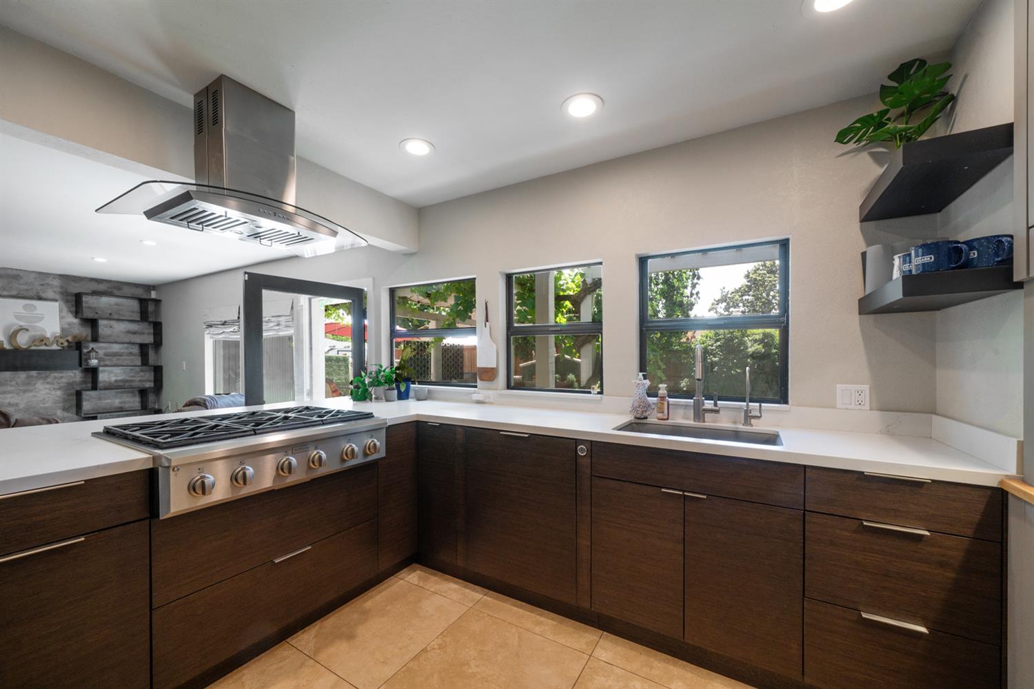 1745 W San Madele Ave, Fresno, CA 93711