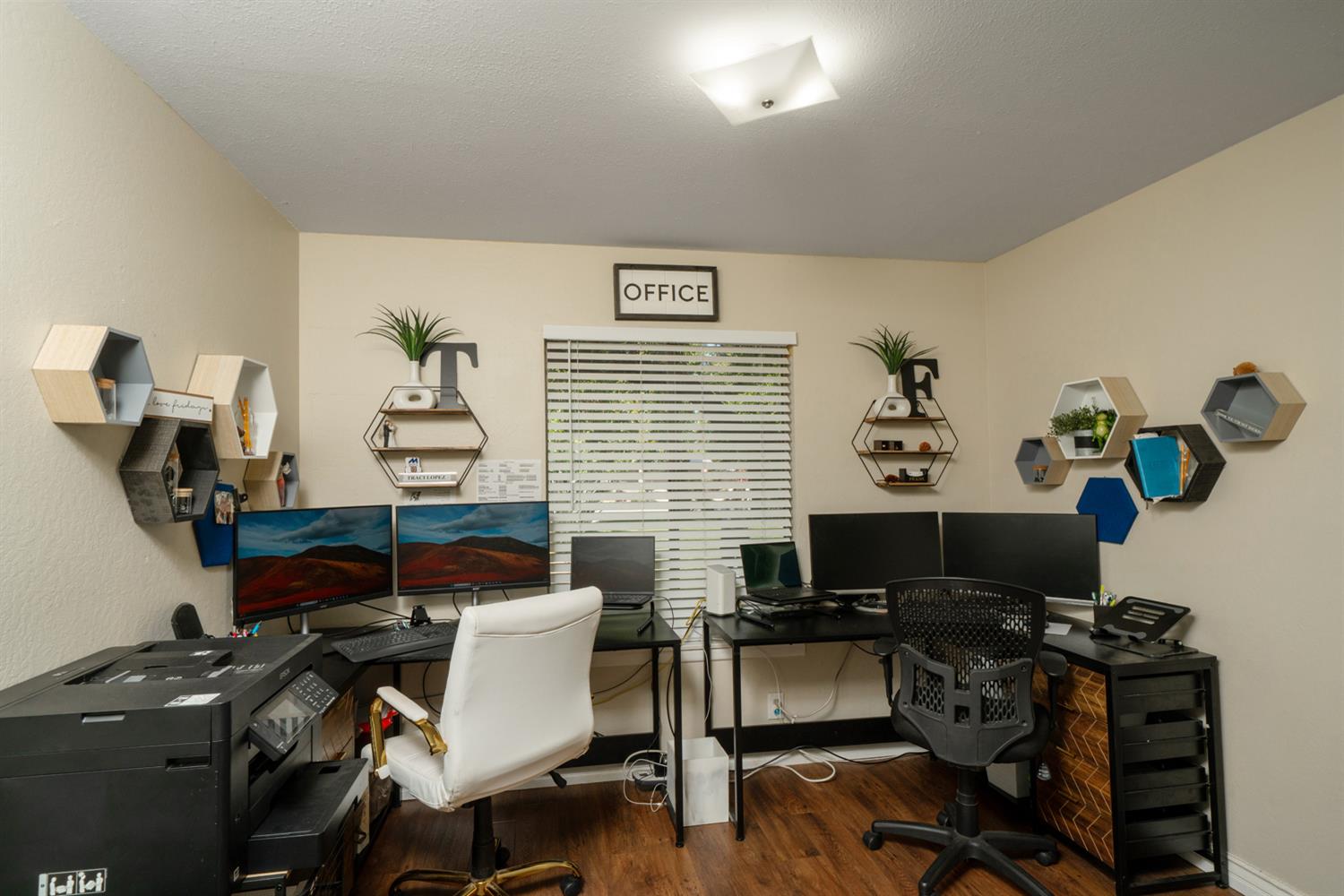 1745 W San Madele Ave, Fresno, CA 93711