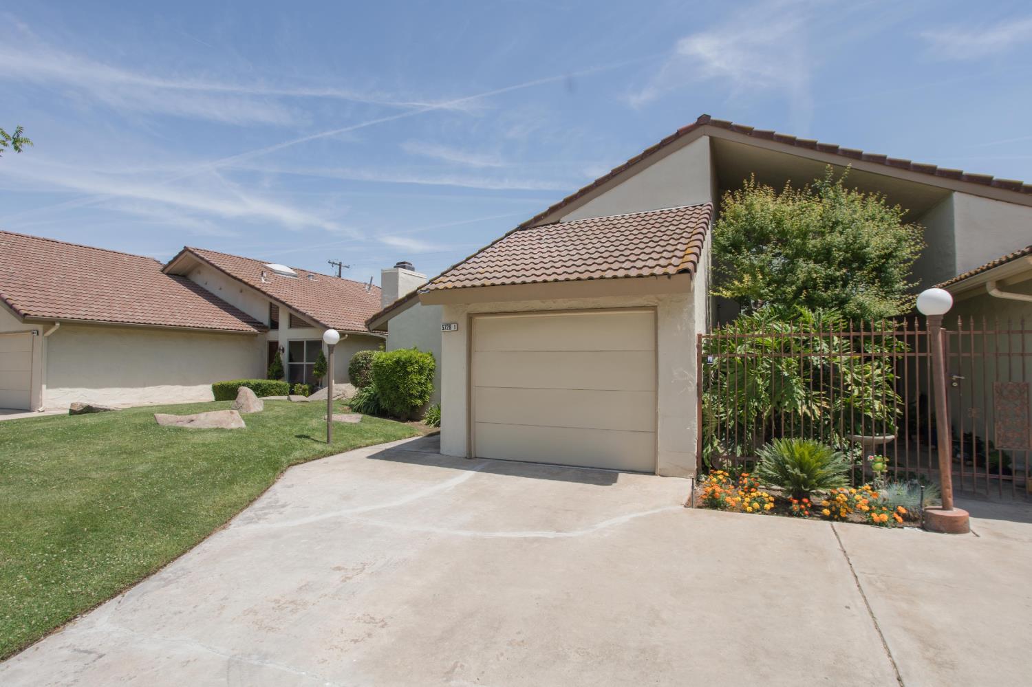 5728 N Monte Ave #1, Fresno, CA 93711