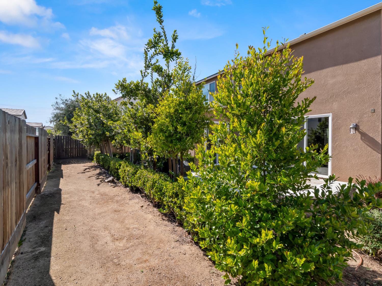6421 W Indianapolis Ave, Fresno, CA 93723