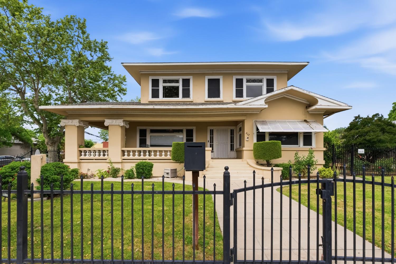 807 N Van Ness Ave, Fresno, CA 93728