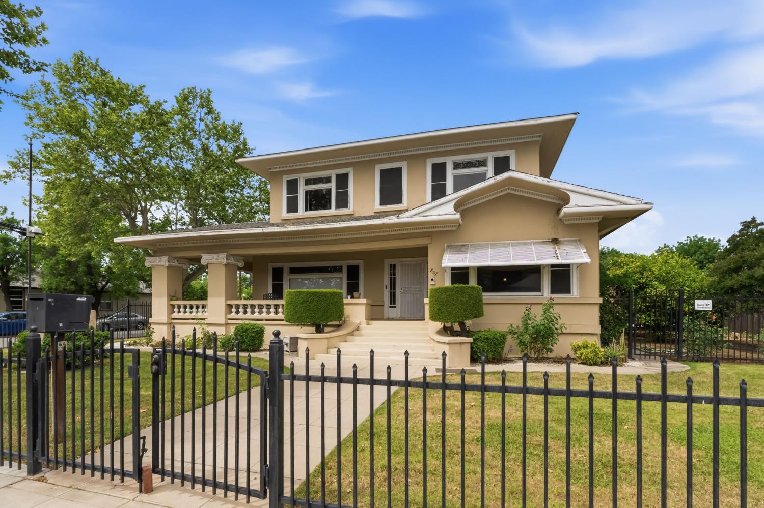 807 N Van Ness Ave, Fresno, CA 93728