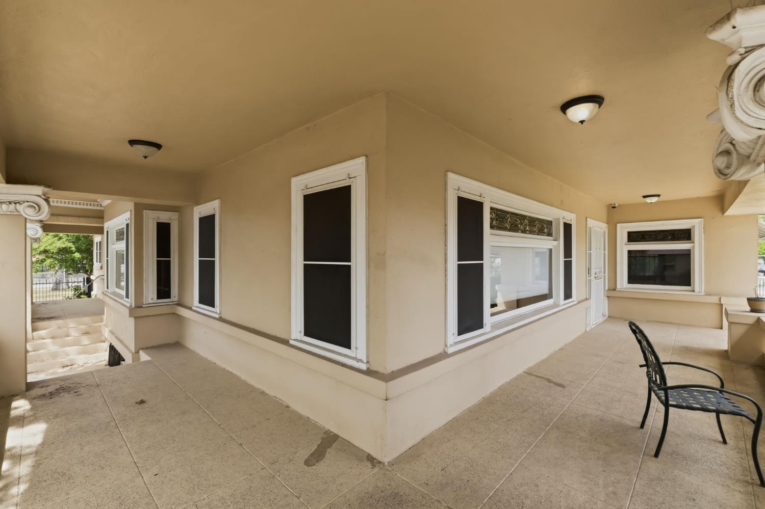 807 N Van Ness Ave, Fresno, CA 93728
