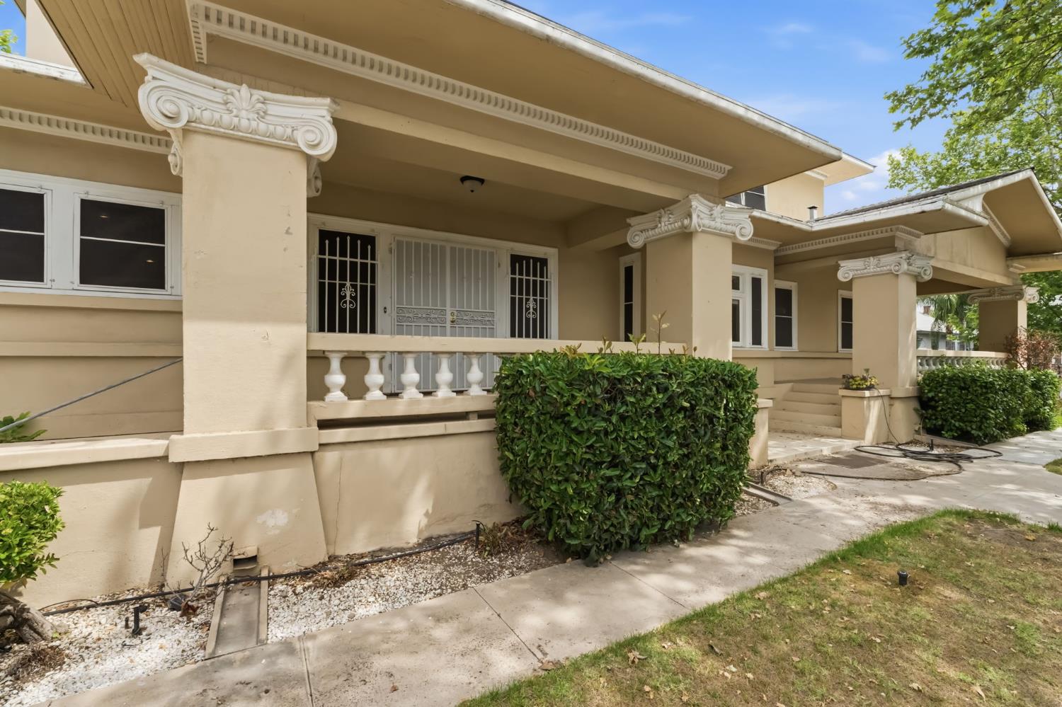 807 N Van Ness Ave, Fresno, CA 93728