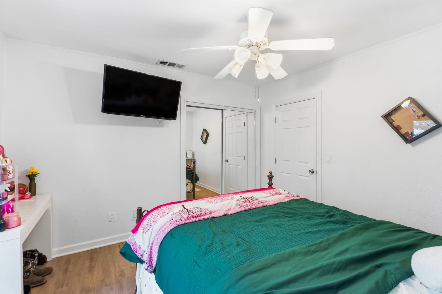 807 N Van Ness Ave, Fresno, CA 93728