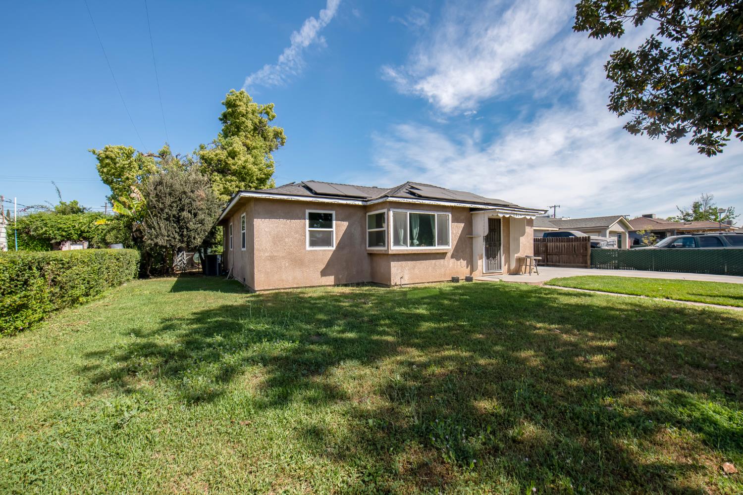 2319 E Vassar Ave, Fresno, CA 93703