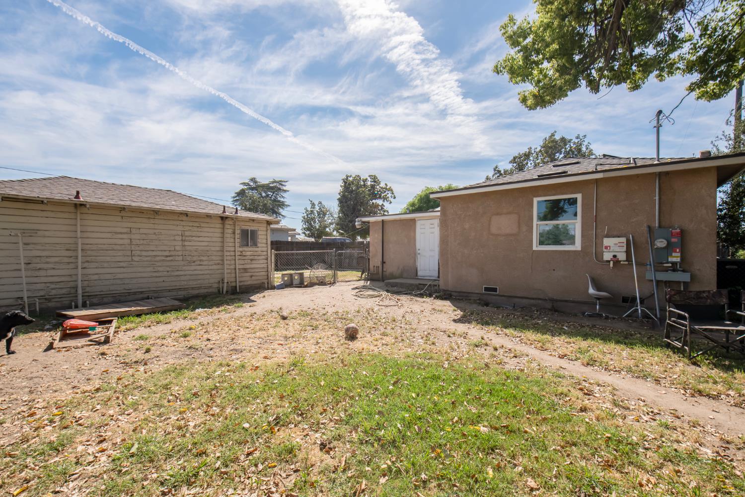 2319 E Vassar Ave, Fresno, CA 93703