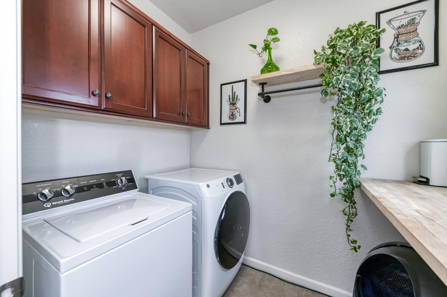 7371 E Fedora Ave, Fresno, CA 93737