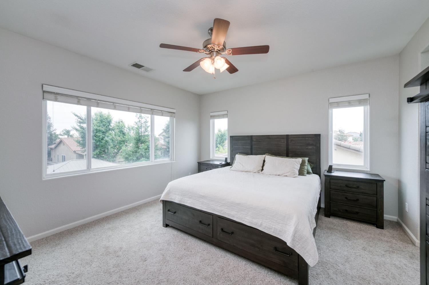 7371 E Fedora Ave, Fresno, CA 93737
