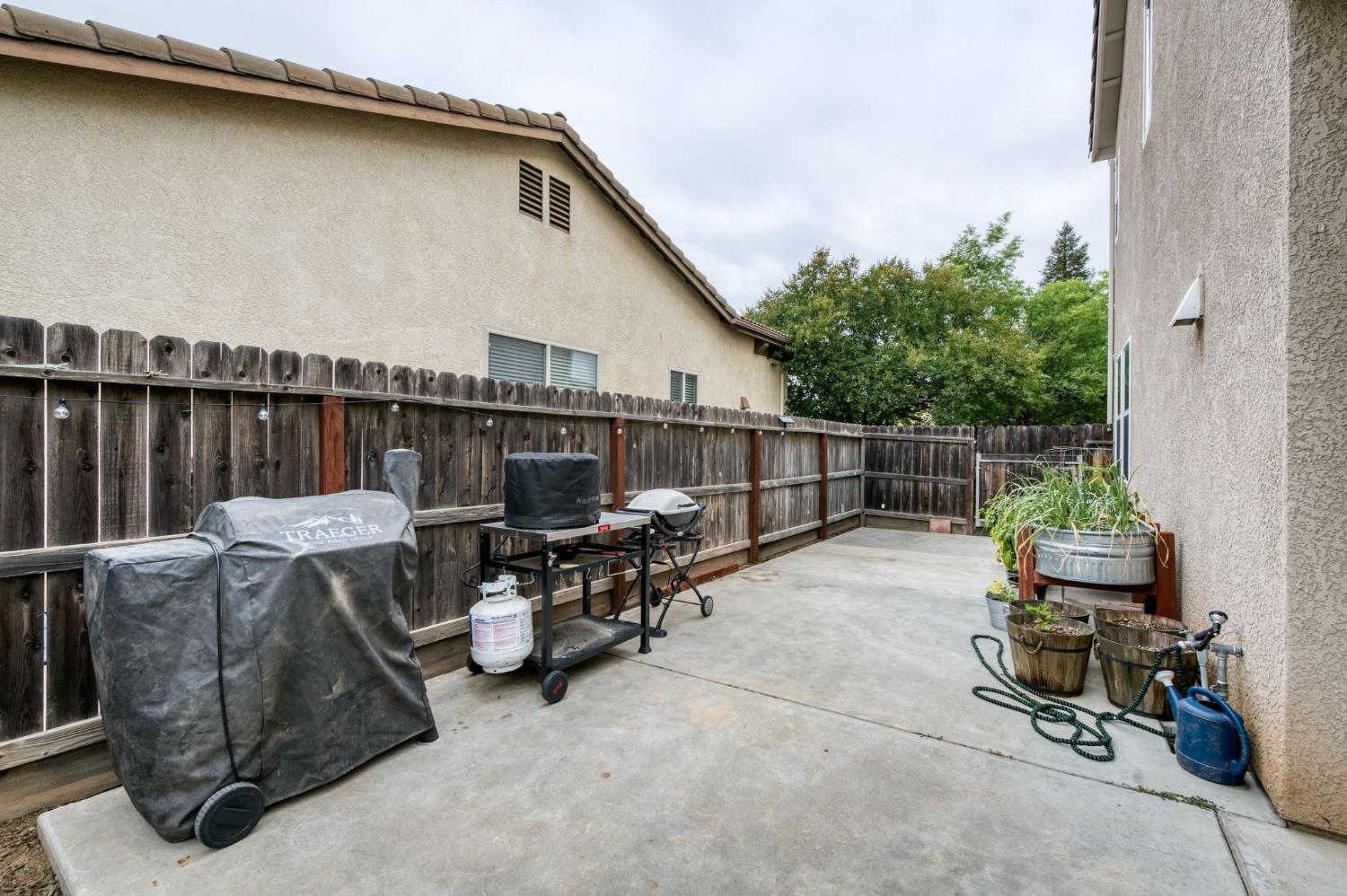 7371 E Fedora Ave, Fresno, CA 93737