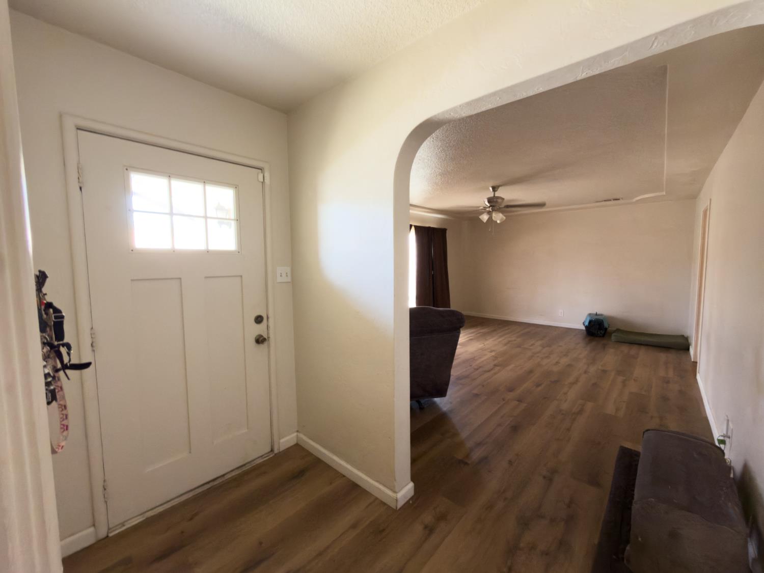 34 E McKinley Ave, Fresno, CA 93728