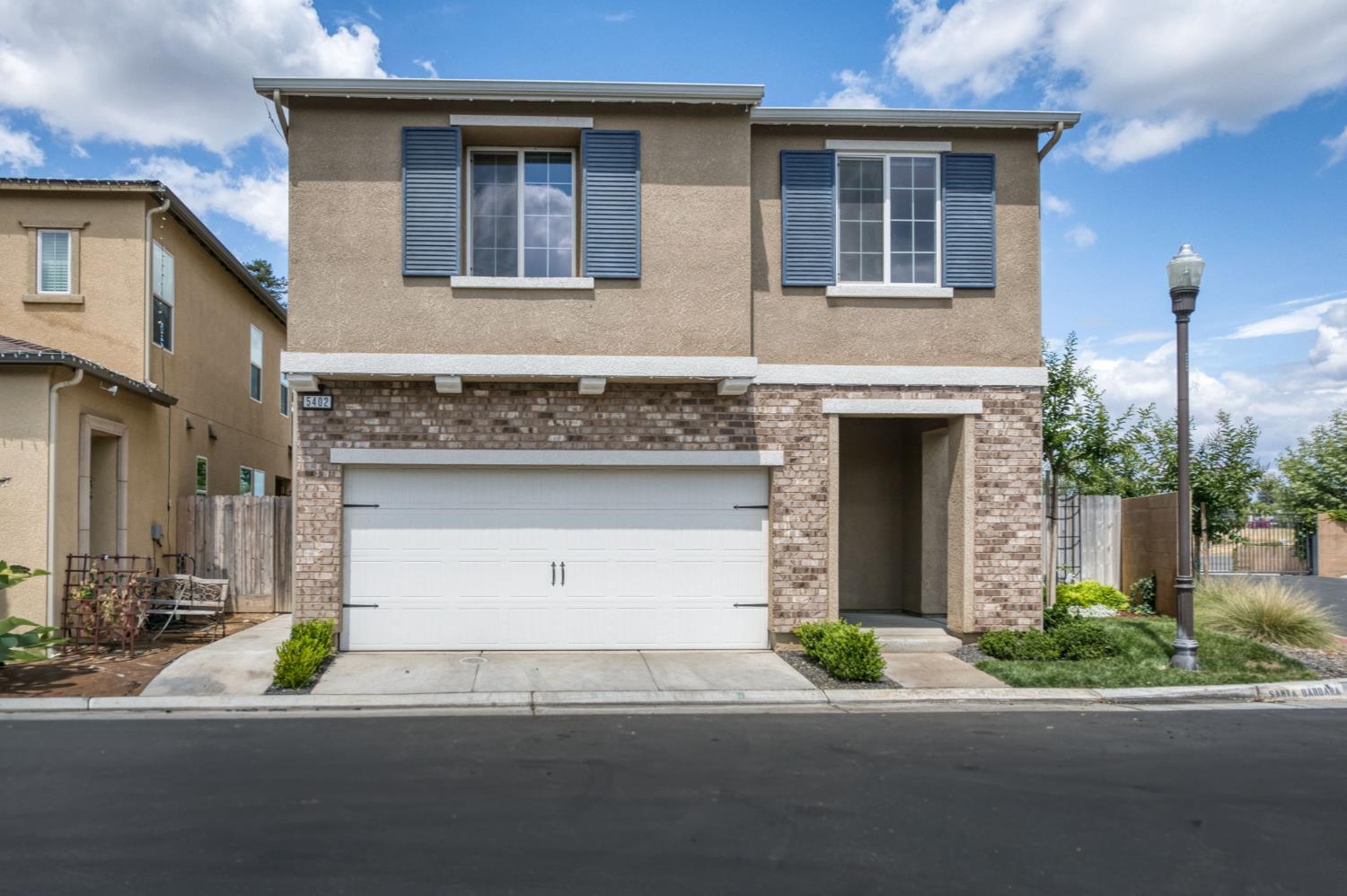 5402 W Santa Barbara, Fresno, CA 93722