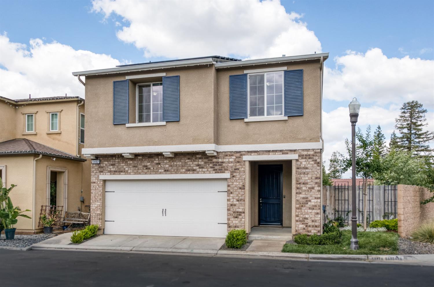 5402 W Santa Barbara, Fresno, CA 93722