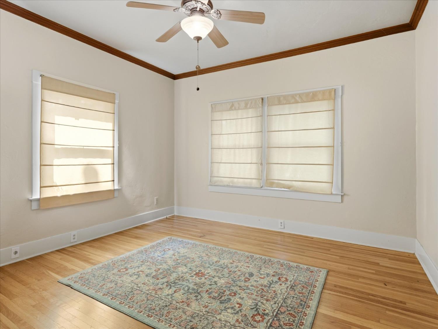 702 E Peralta Way, Fresno, CA 93704