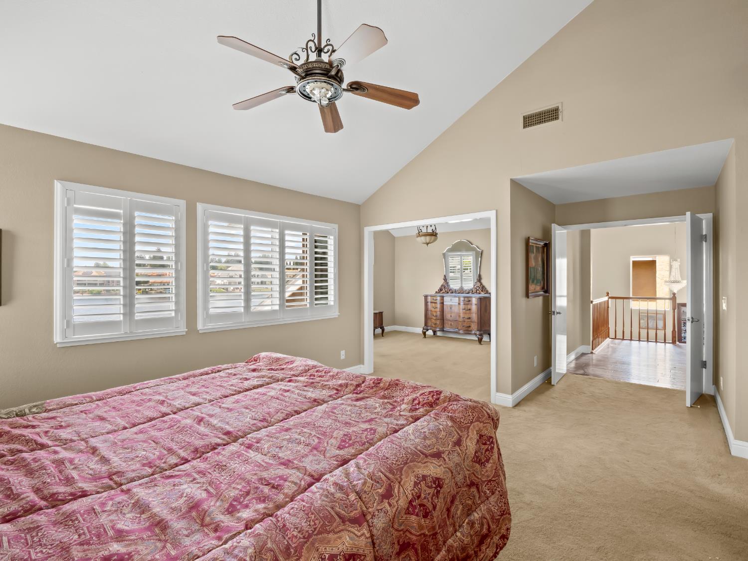 859 E Catalina Circle, Fresno, CA 93730