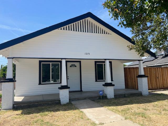 1275 N Farris Ave, Fresno, CA 93728