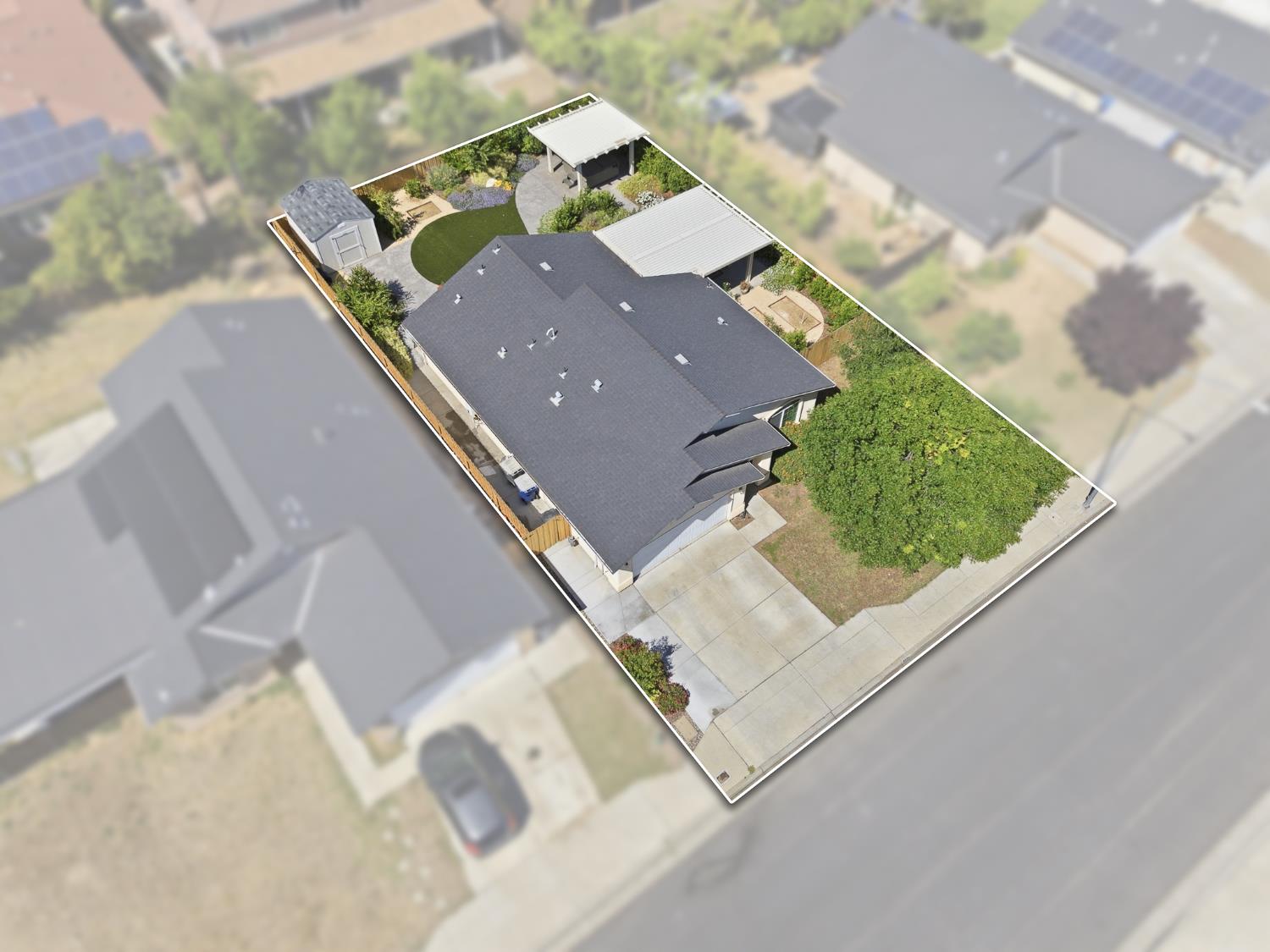 5559 E Truman Ave, Fresno, CA 93727