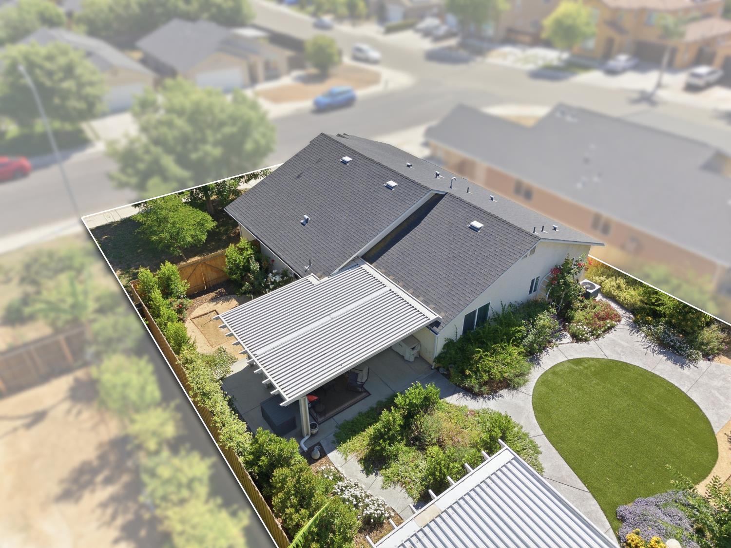 5559 E Truman Ave, Fresno, CA 93727