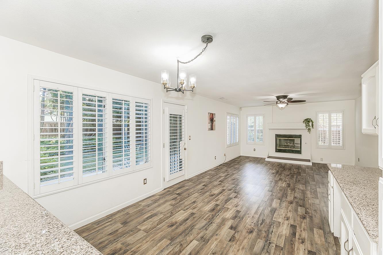 837 E Buckhill Rd, Fresno, CA 93720