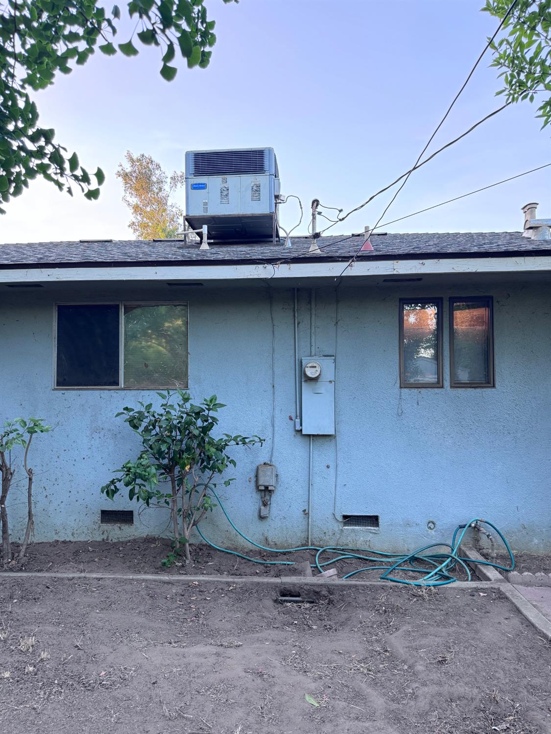 5074 E Platt Ave, Fresno, CA 93727
