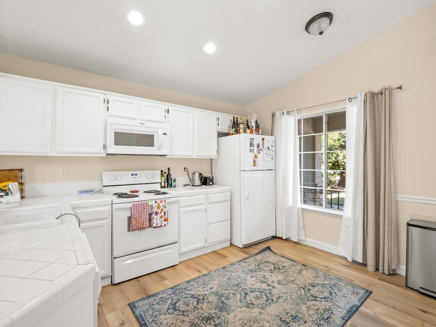 7771 N Baird Ave, Fresno, CA 93720