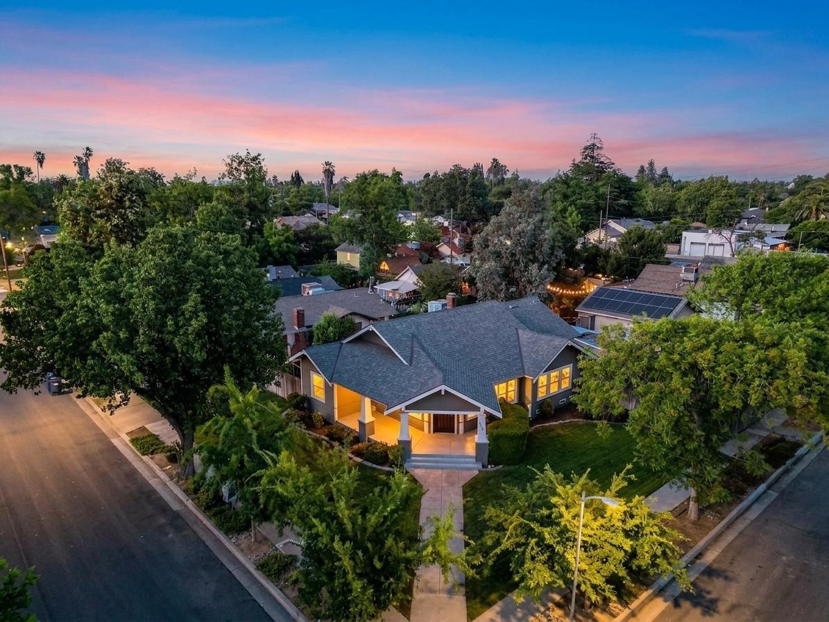1302 N Safford, Fresno, CA 93728