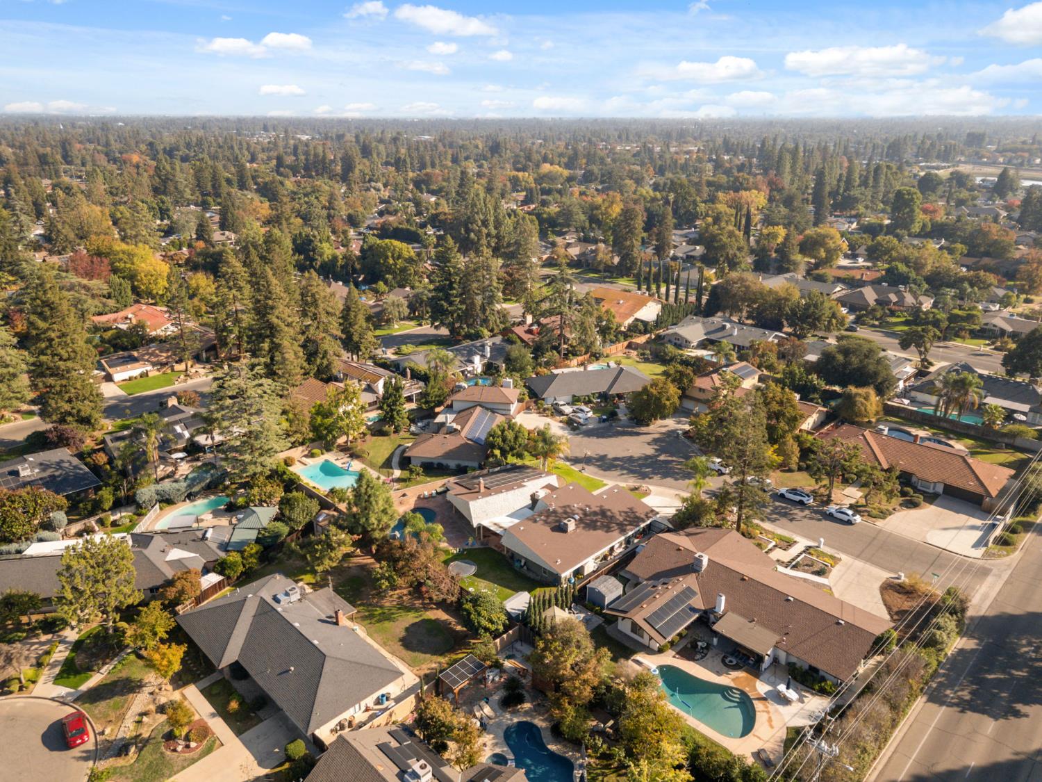 2778 W Robinwood Ln, Fresno, CA 93711