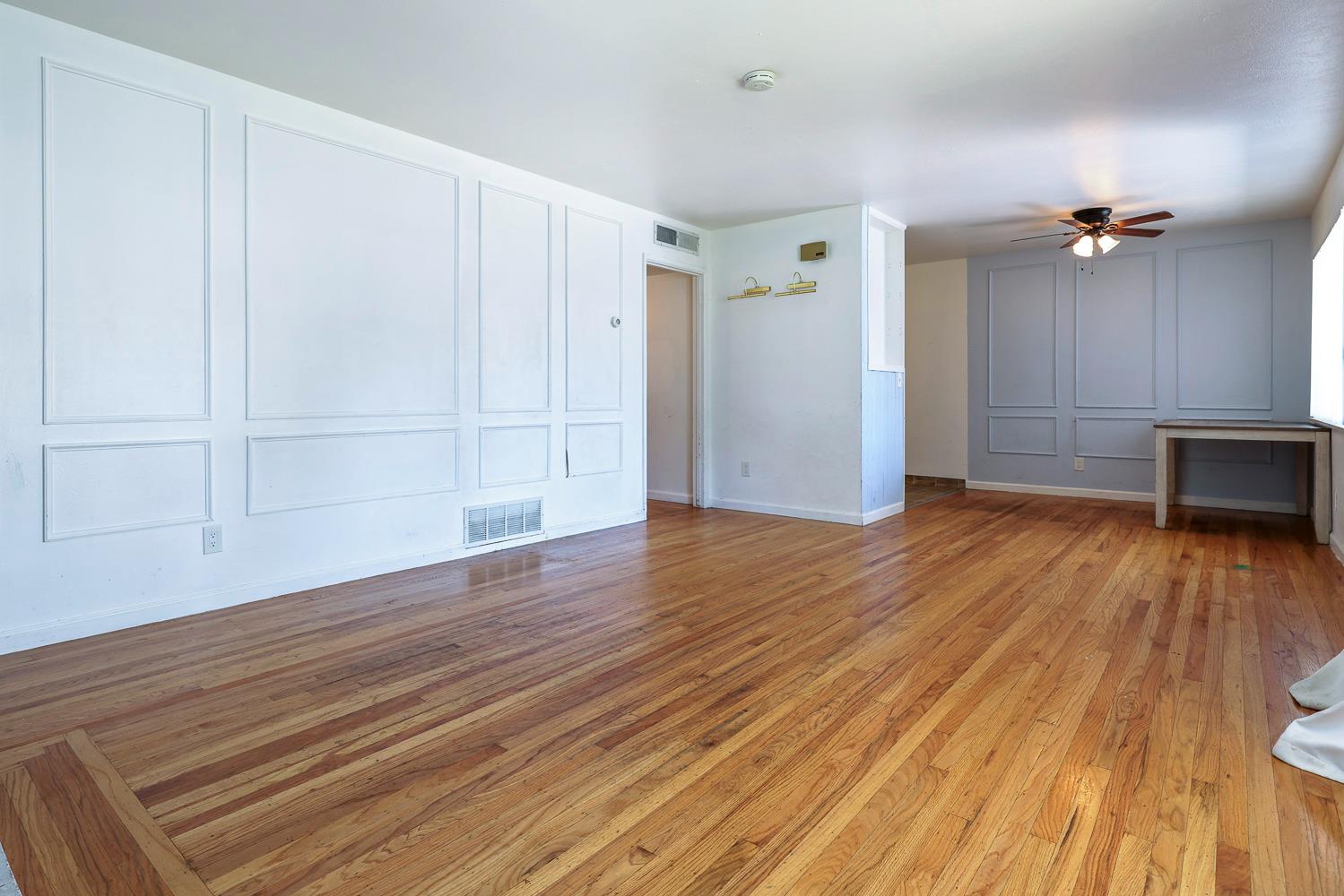 3913 E Fountain Way, Fresno, CA 93726