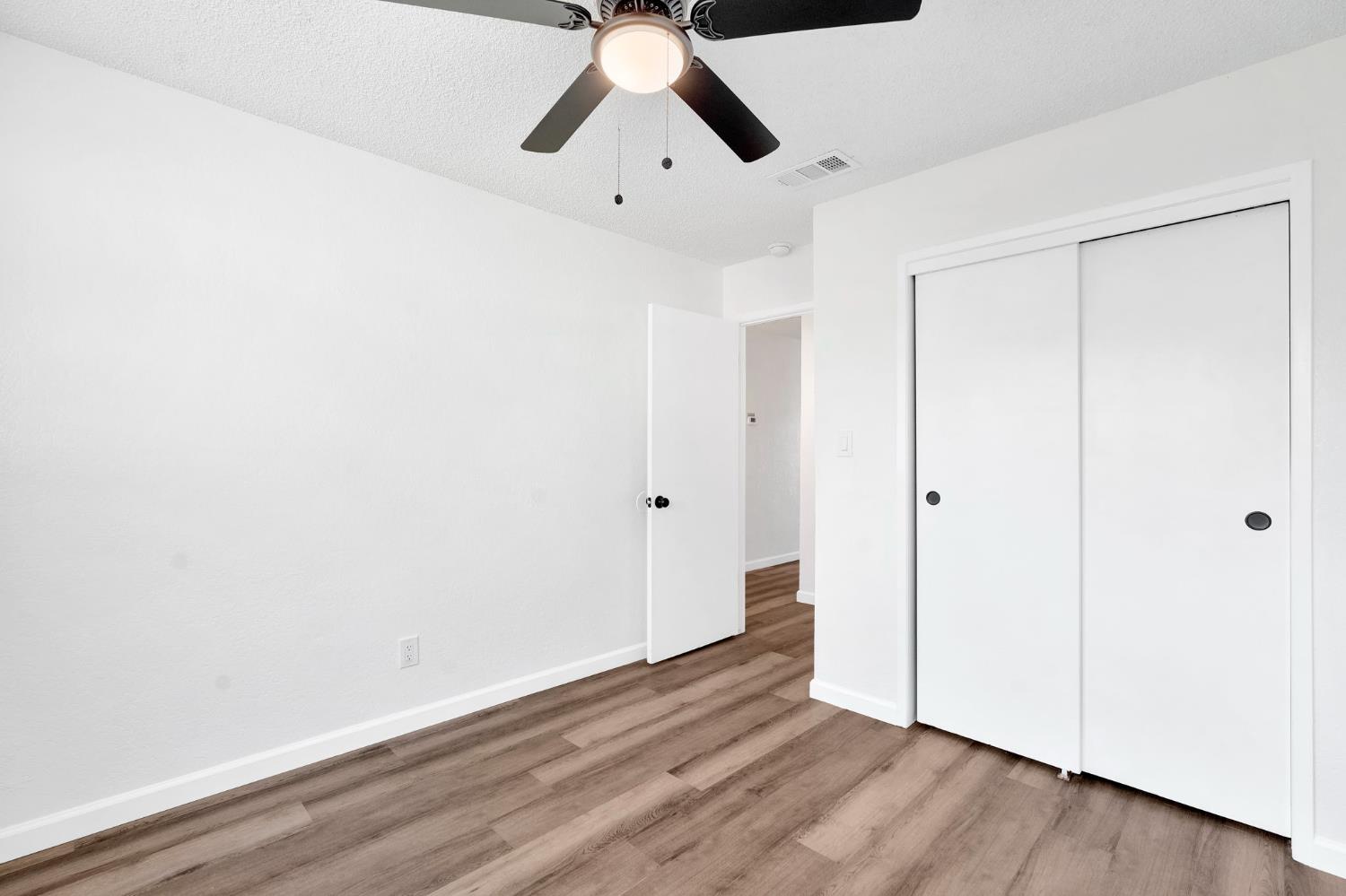 3126 W Alamos Ave, Fresno, CA 93722
