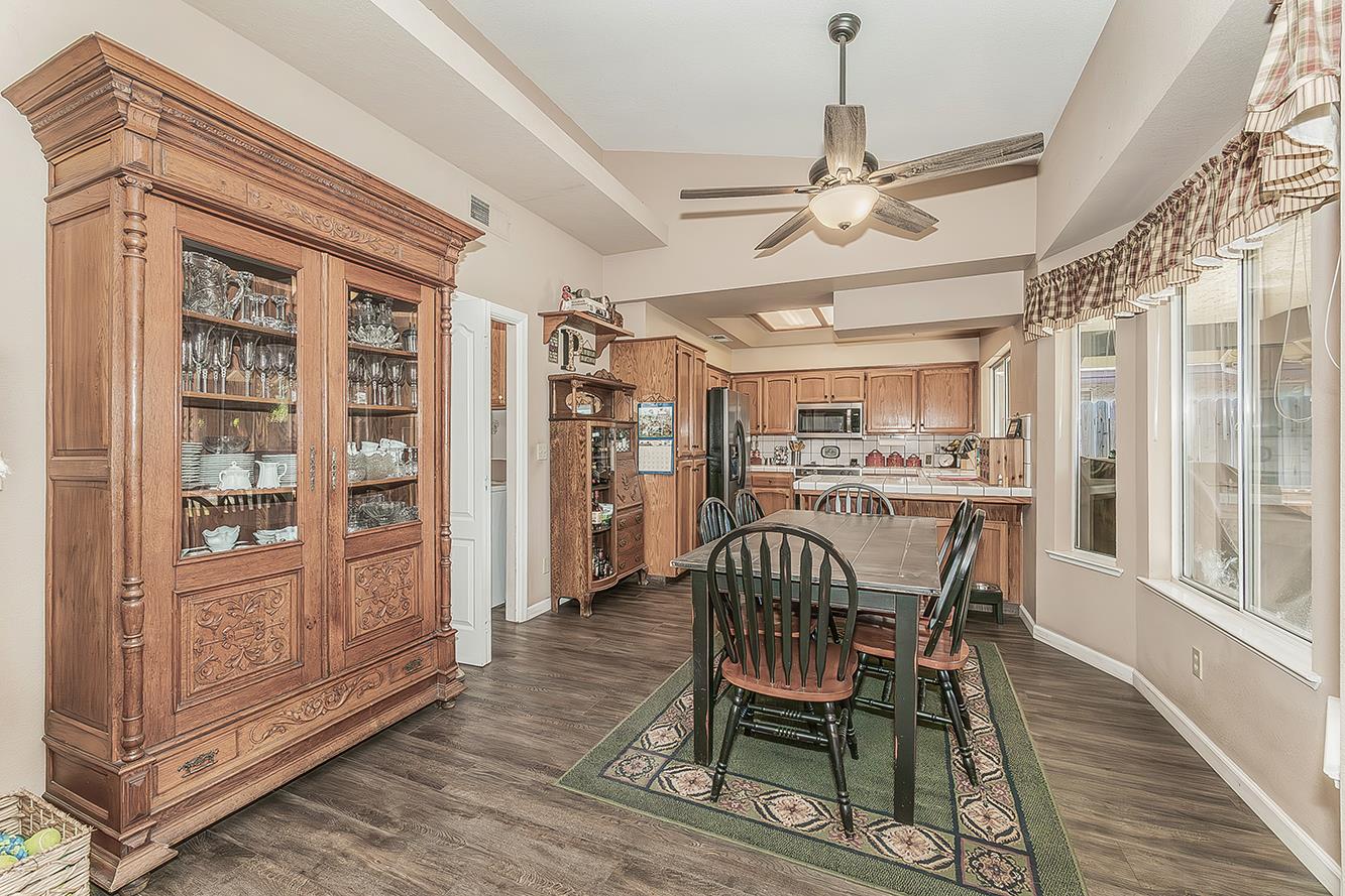 8531 N Rowell Ave, Fresno, CA 93720