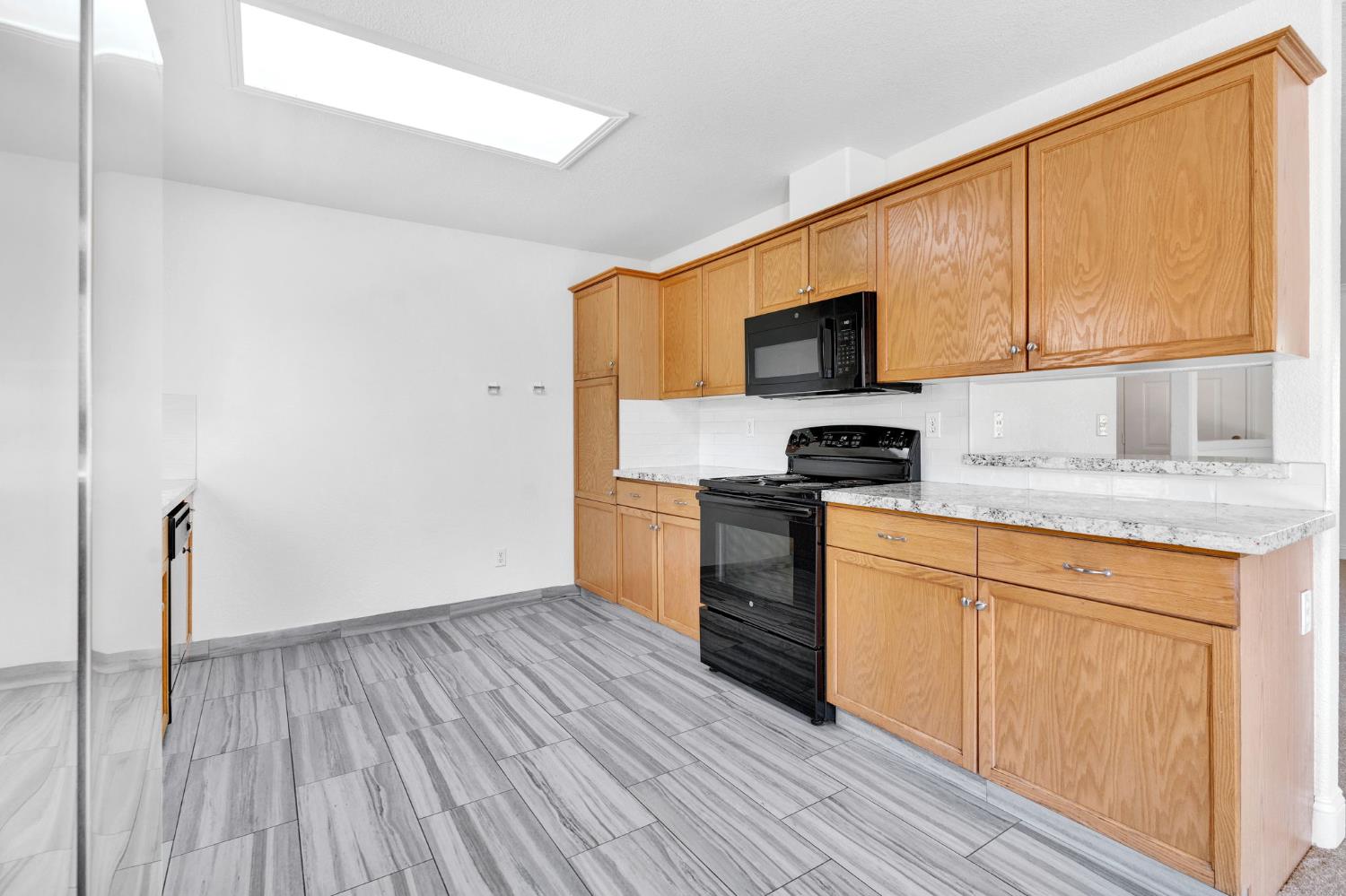 6311 N Cornelia Ave, Fresno, CA 93722