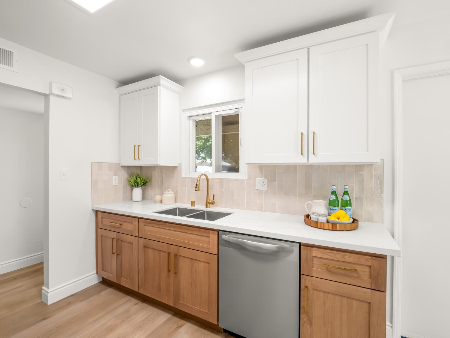 4421 N Maple Ave, Fresno, CA 93726