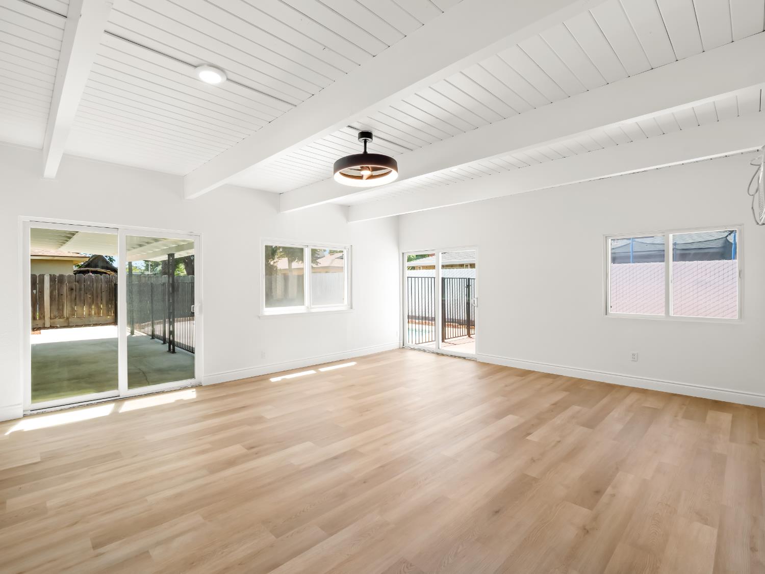 4421 N Maple Ave, Fresno, CA 93726